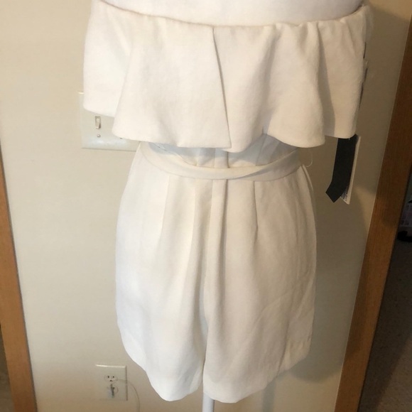 Aritzia Babaton Altamiro Romper White Size 10 - Picture 3 of 4